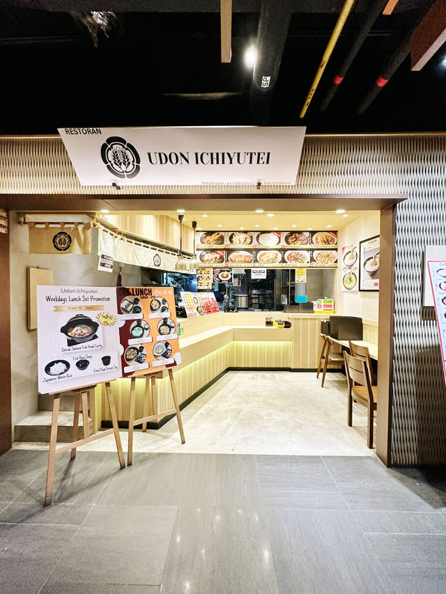 濃厚スープが恋しくなる！クアラルンプールの隠れ家ラーメン店