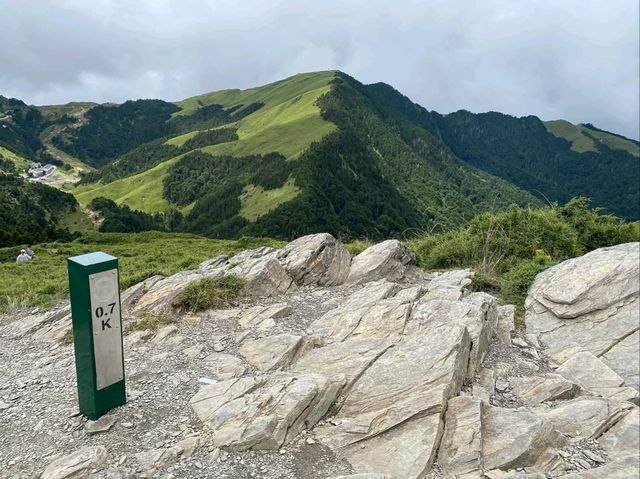 Easy Peak Feels at Shimenshan Trail