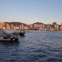Junk Boat Cruise on Victoria Harbour – Heritage & Glam Winds