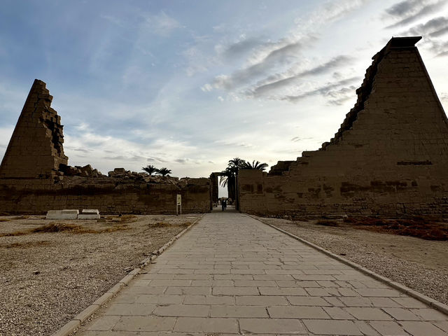 🏛️ El-Karnak, Timeless Masterpiece of Ancient Egypt 🏛️ El-Karnak, Timeless Masterpiece of Ancient Egypt