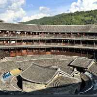 福建承啓樓🏰:土樓王嘅迷宮之旅!🤩
