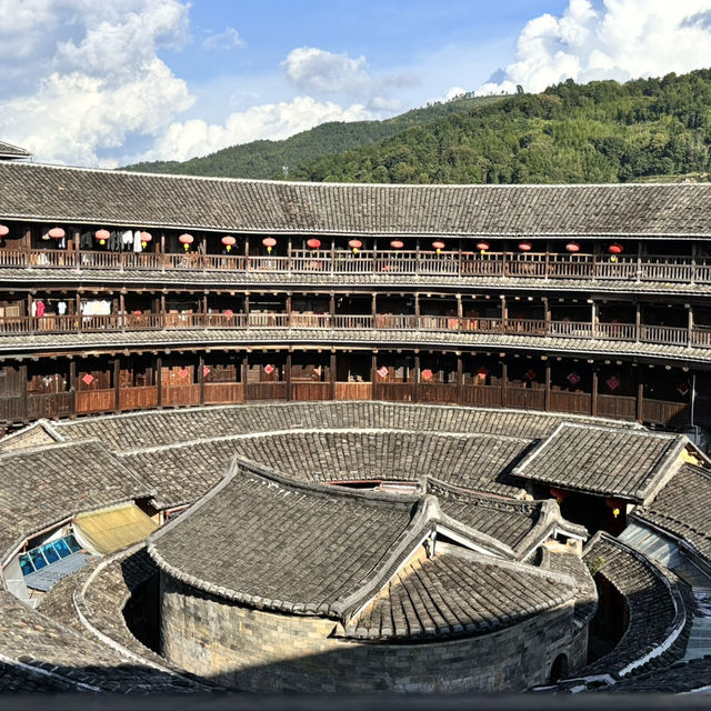 福建承啓樓🏰:土樓王嘅迷宮之旅!🤩 福建承啓樓🏰:土樓王嘅迷宮之旅!🤩