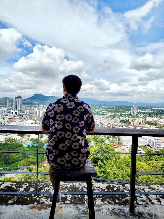สำนักสงฆ์เขาพระครู ศรีราชา✨