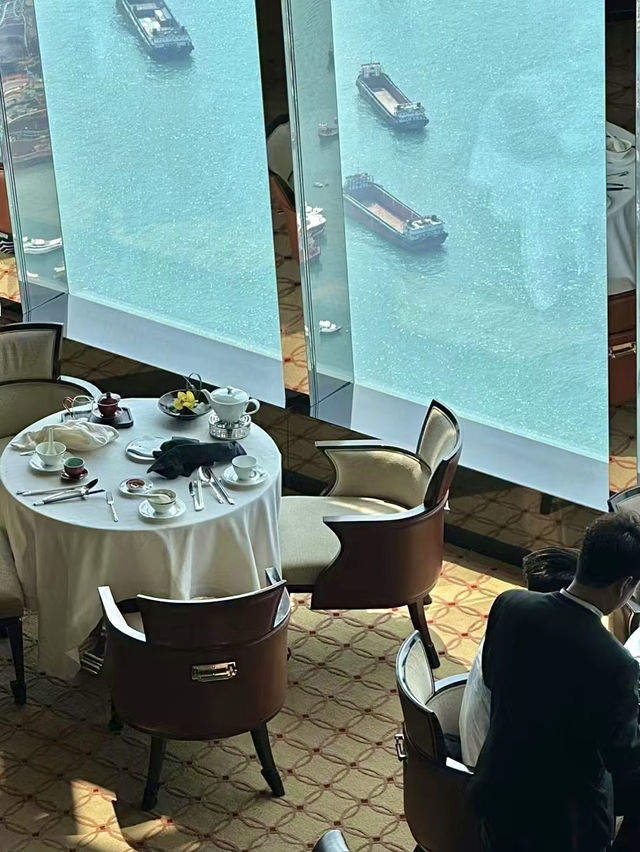 香港最高級ホテル リッツ・カールトン 