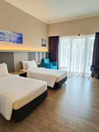 Discover Relax Hotel 🏨 Rainy Green Escape🌴