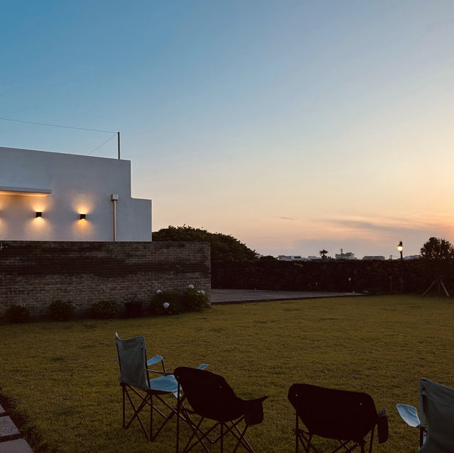 Scenic Views and Charming Outdoor Spaces