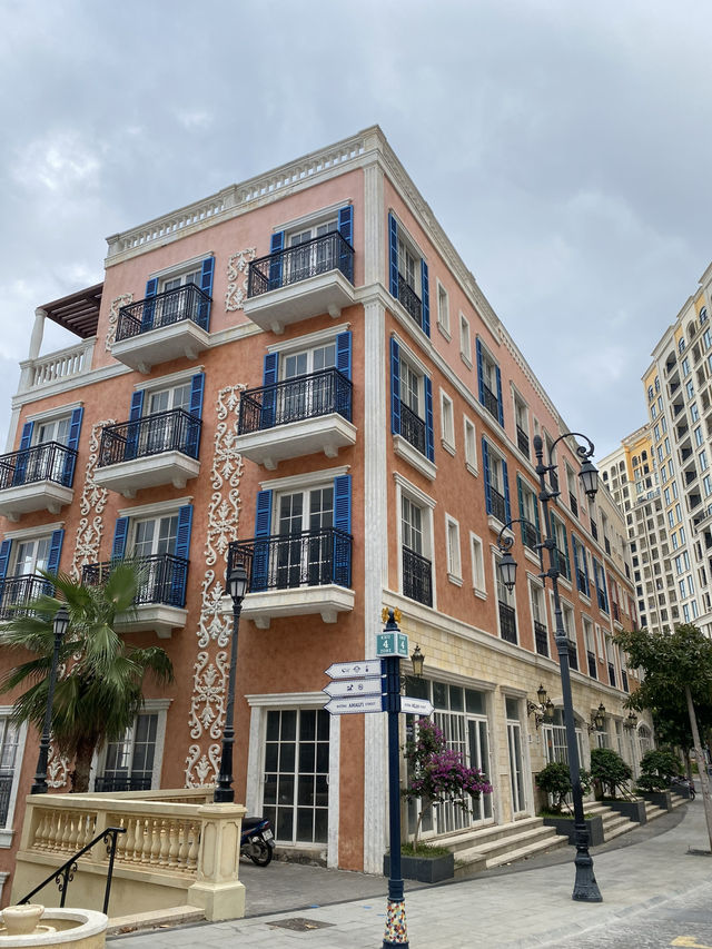 Picture perfect Sunset Town