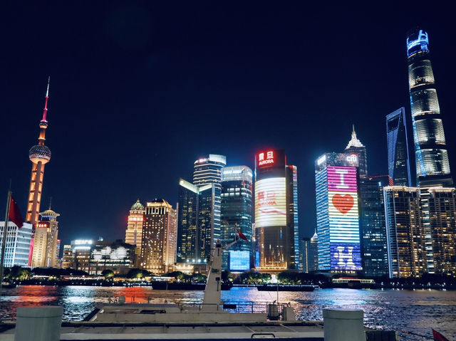 Shanghai: The Bund Nights Glow🌃 Shanghai: The Bund Nights Glow🌃