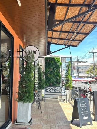 city cafe coffee and bakery