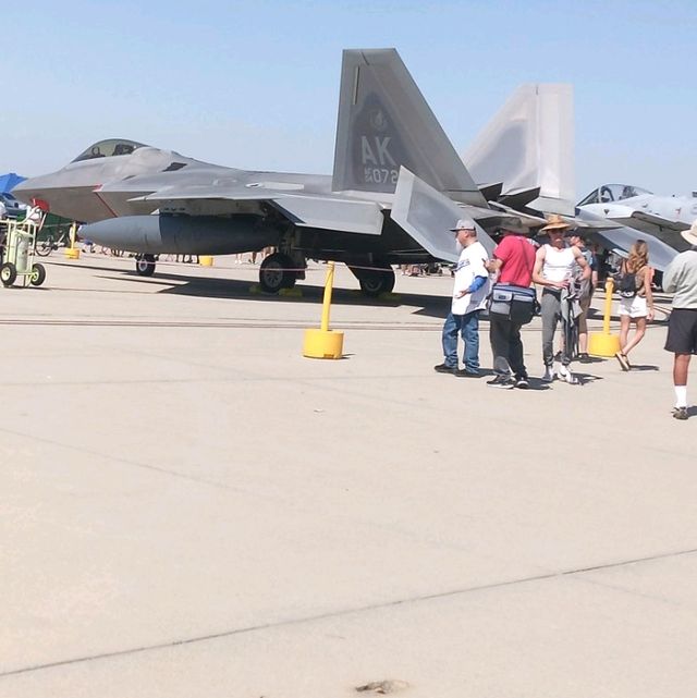 airshow MARCH AIR FORCE BASE