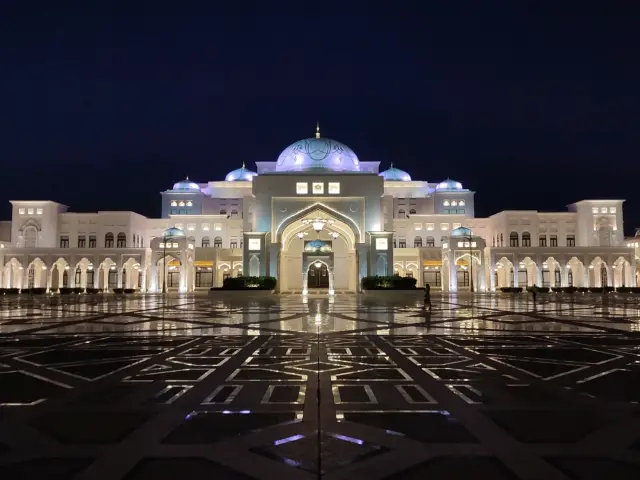 The majesty of Qasr Al Watan 