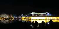 【雁鴨池】夜晚湖光倒影不容錯過