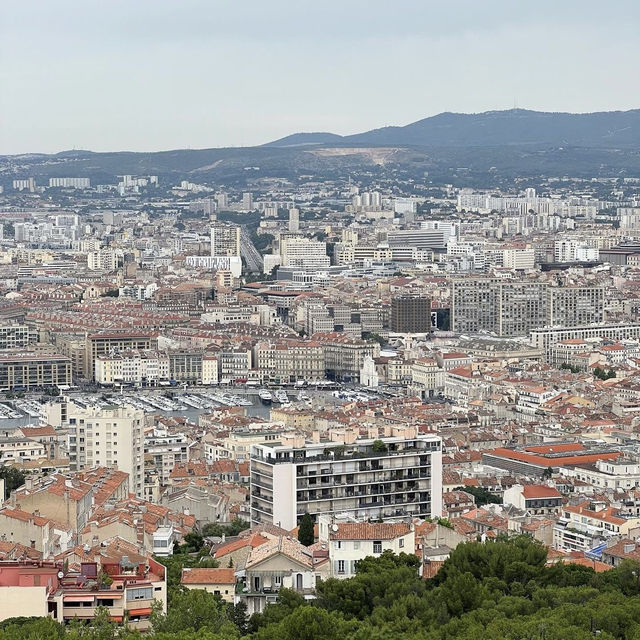 <法國 Marseille 🇫🇷> 高聳入雲的聖母院 🙏🏿