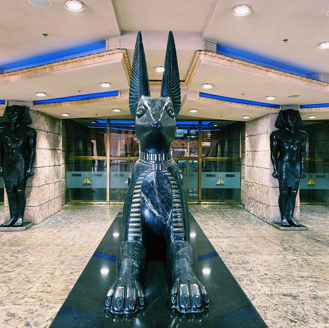 Review of Luxor Hotel & Casino