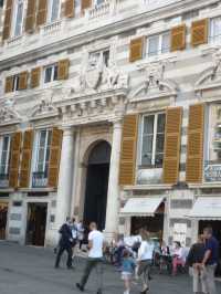 Genoa: Narrow Streets and Beautiful Churches