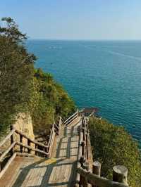 Golden Shores and Sculpted Cliffs: A Day in Dalian’s Jinshitan