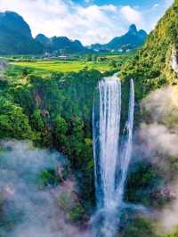 🌊 Tongling Grand Canyon – Guizhou’s Emerald Gorge of Waterfalls and Wonder