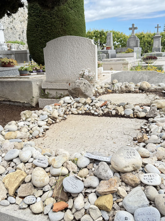 Art Village Vibes🎨