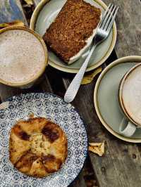 Fall age season in London