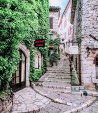 Many artists' favorite French town.