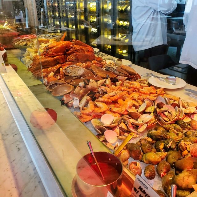 Weekend Seafood Brunch🦞 Weekend Seafood Brunch🦞