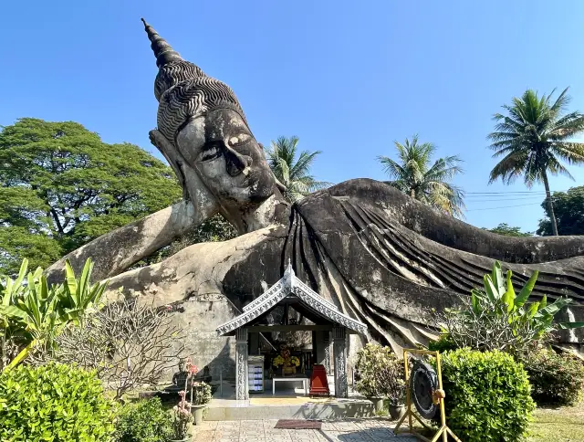 วัดศรีชุน - สวนพระพุทธรูปหลากหลายพระภาพ