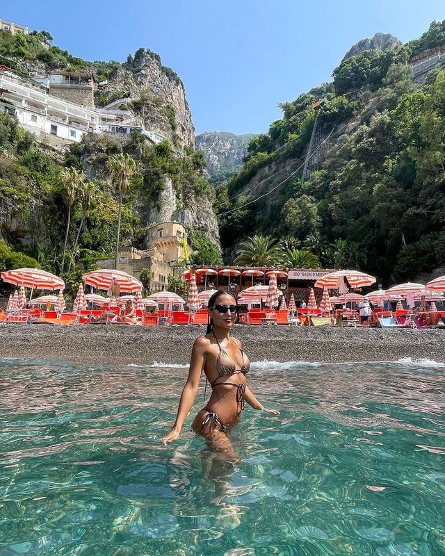 Positano Unveiled: 8 Must-Experience Delights That Will Steal Your Heart! 💖🌴