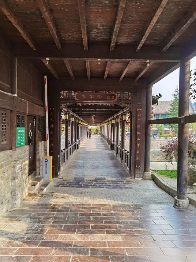 边城，茶峒，洪安，三个名字都是这里。