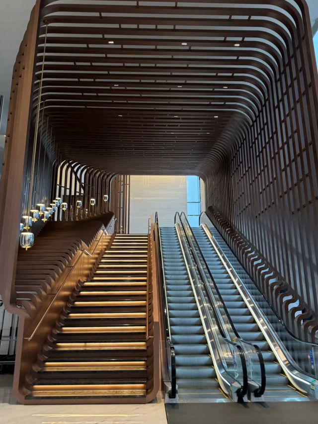💫「珠海中海萬麗酒店：海洋主題設計，海洋感十足！」