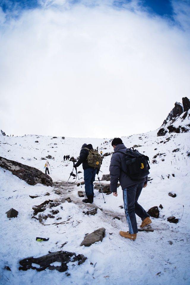 成都周邊：來一場說走就走的雪山之旅