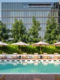 🌟 Phnom Penh's Posh Sleepover: Hyatt Regency! ✨