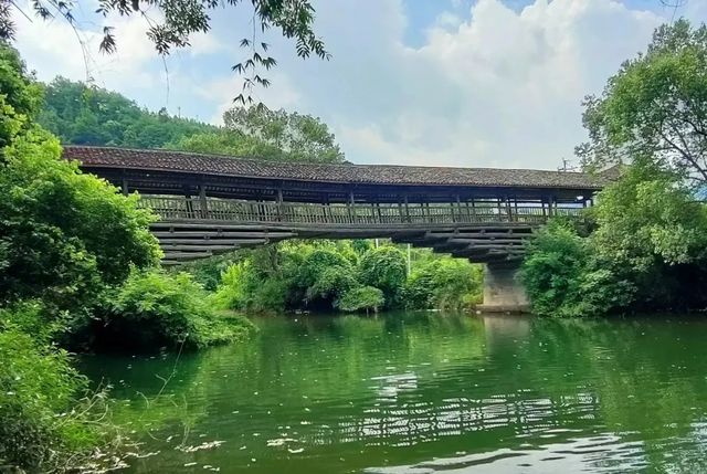 古村落的風雨橋，歲月的見證者