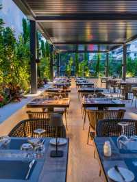 🌟 Athenian Getaway: Top Stay in Vouliagmeni! 🏖️✨