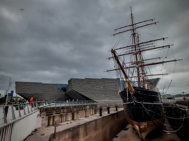 Scotland’s Newest Modern Museum!