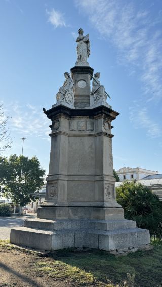 Railway Opening Monument Monument als Propulsors