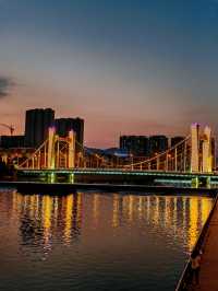 張家口市。