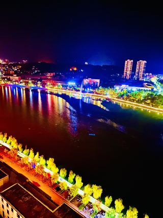 英山艾利聖-夜色裏的溫柔鄉。✨英山夜色裏的溫柔鄉✨ —— 英山艾利聖國際酒店住宿體驗🌟