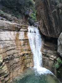 雲台山泉瀑峽。