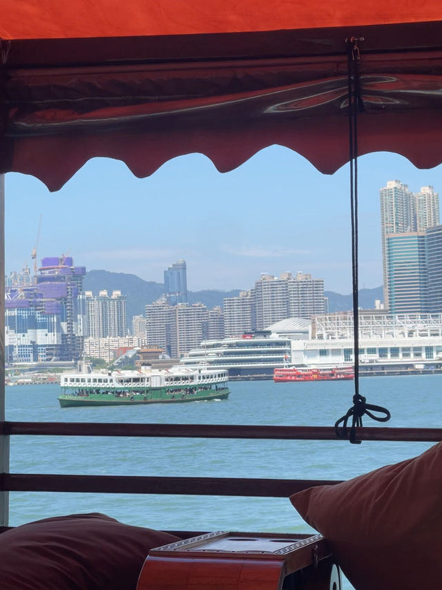 Dim Sum Cruise in Hong Kong