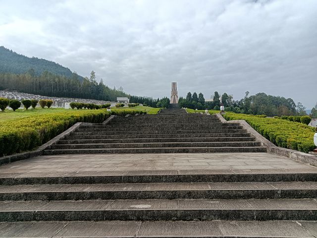 紅軍烈士紀念牆。