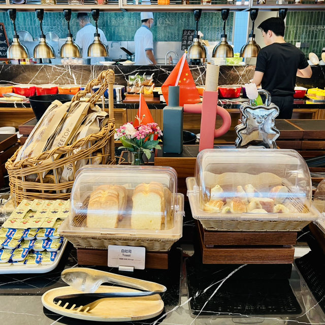 嘗嘗逸扉（UrCove)自助早餐啦
