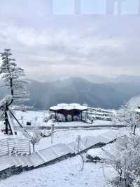 宜昌五峰獨嶺｜不出湖北也能看到開往雪國的列車