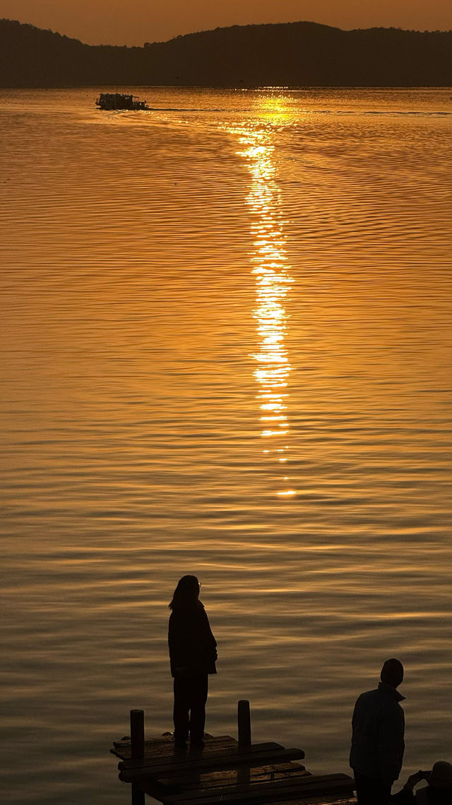太湖追日落