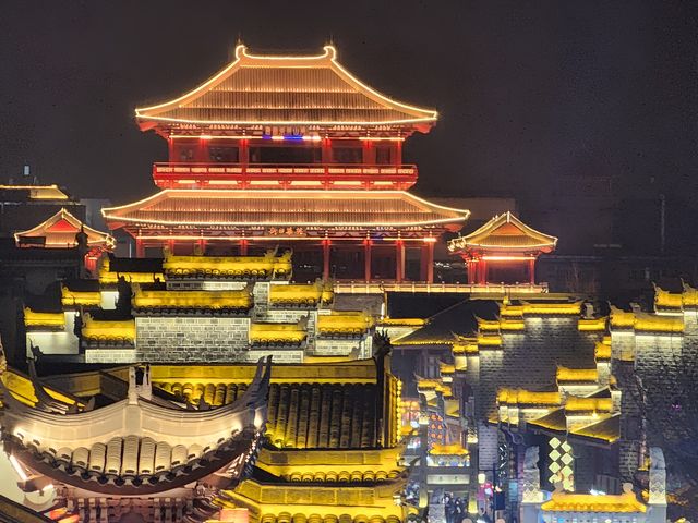 襄陽北街元宵節 孔明燈紛飛 夢幻般的場景