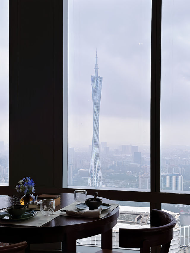 親子週末享受高空愜意時光