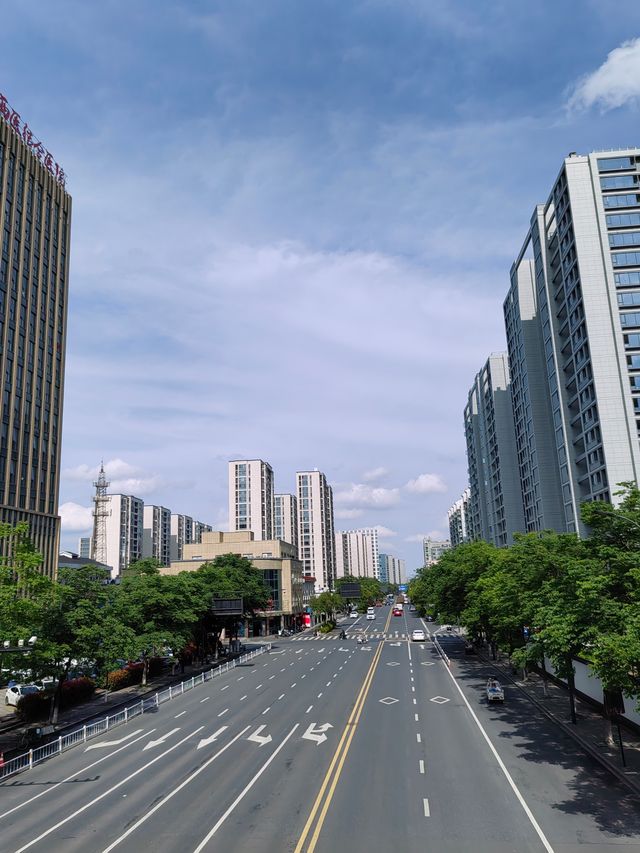 杭州文化特色鼓樓景區