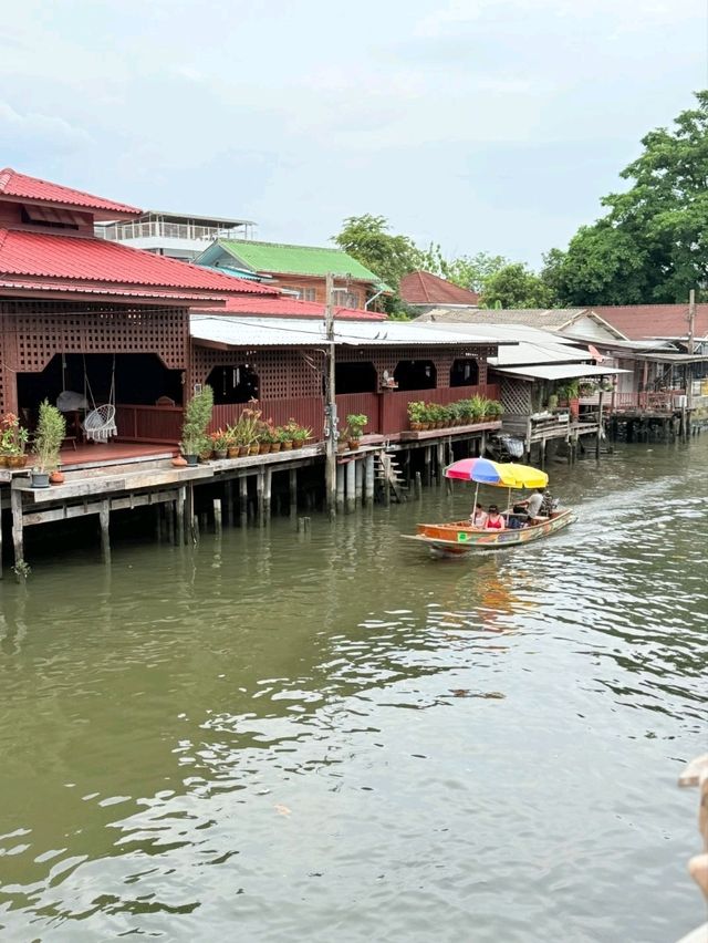曼谷隱藏寶地Khlong BangLuang Floating Market交通攻略
