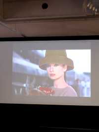 在上海外灘，當玫瑰遇見菲林 | 寫給柯德莉的情書