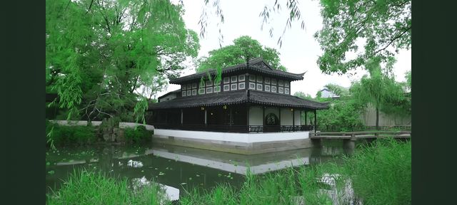 漫步蘇州園林：一場穿越千年的美學盛宴   踏入蘇州園林，彷彿打開了一本塵封的古籍，每一頁都書寫著東方