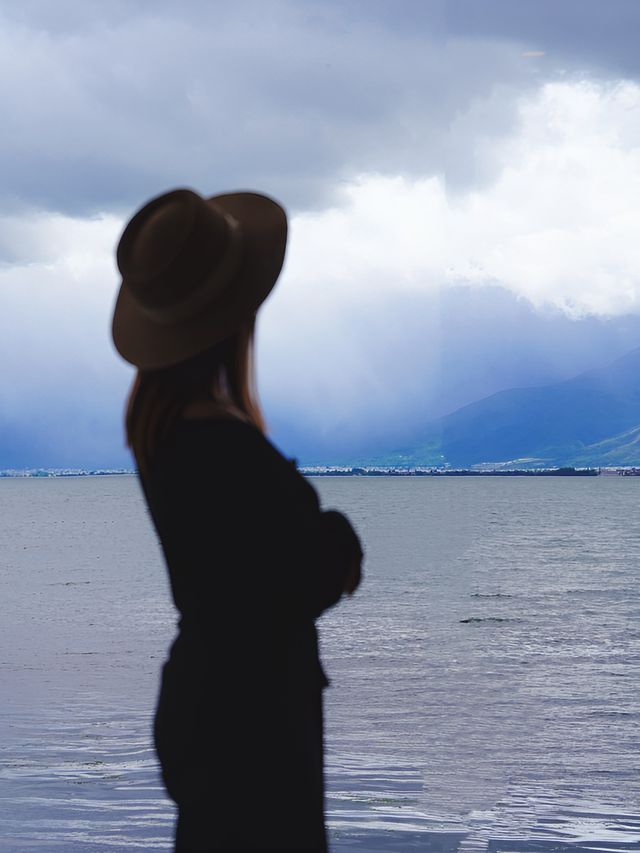 我意識到，能夠喺浴缸睇海嘅民宿先係度假嘅正確方式